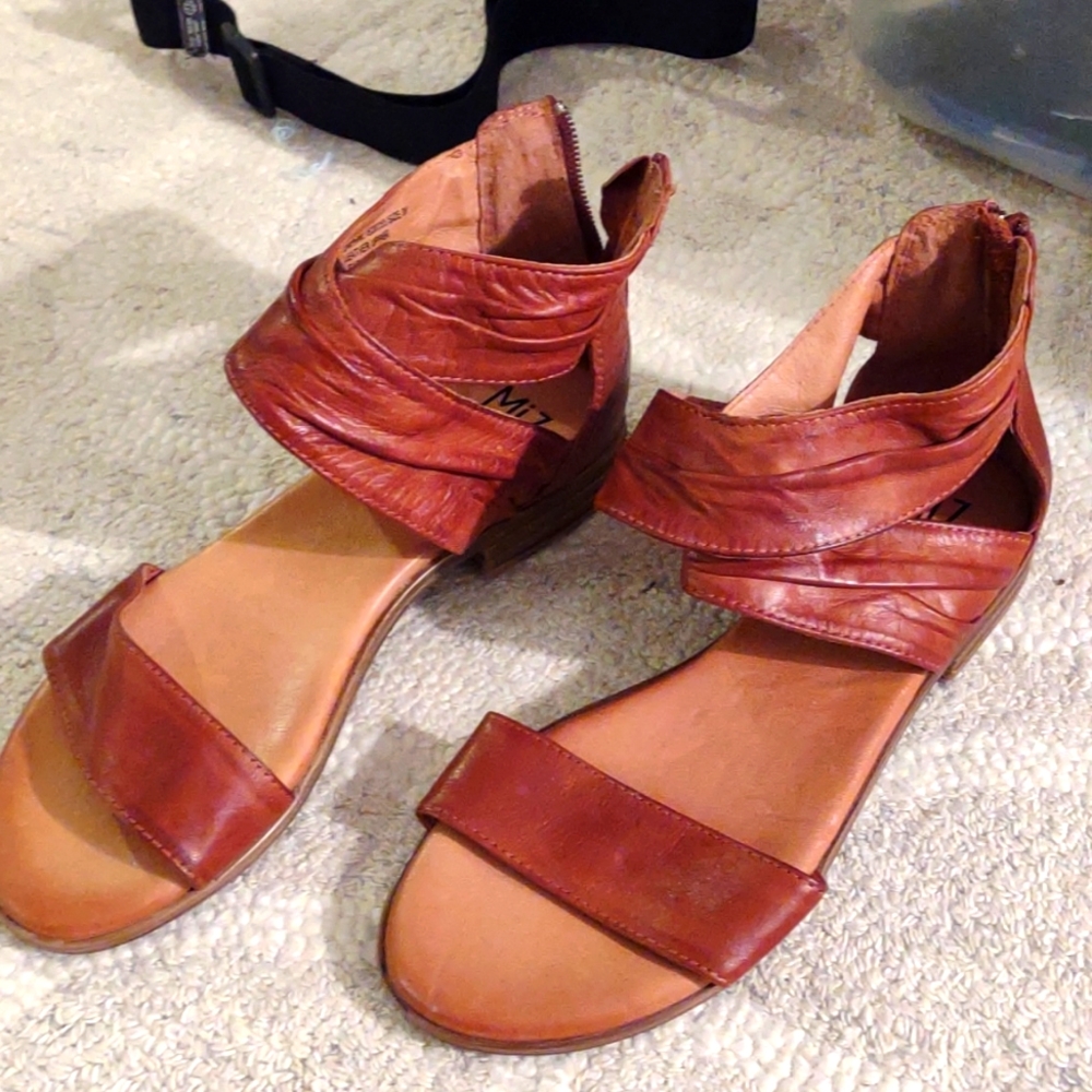 Miz Mooz sandal